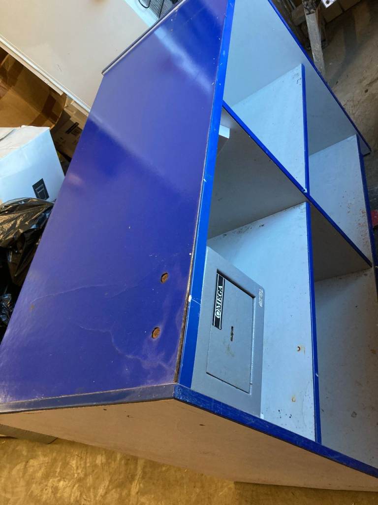 BLUE SHOP COUNTER FOR RETAIL DISPLAY