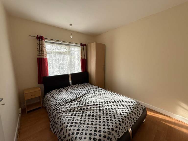 Double bedroom to rent 