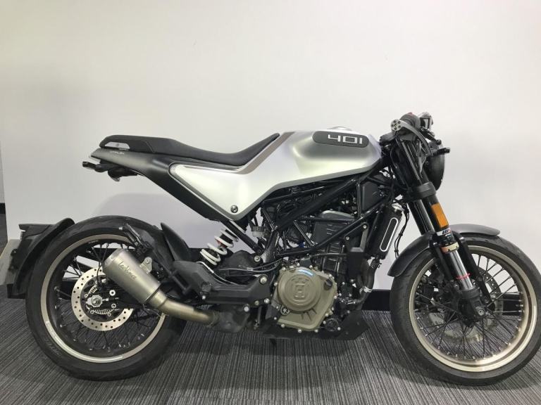 HUSQVARNA VITPILEN 401, 2022/72, JUST 4,248 MILES COVERED, LEO VICE CAN