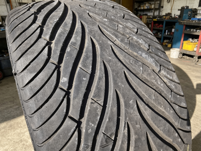 Avon ZZ3 245/40/17 Tire - 6.5mm Thread