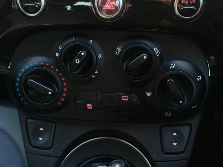 2012 Fiat 500 0.9 TwinAir Street Hatchback 3dr Petrol Dualogic Euro 5 (s/s) (85 bhp) HATCHBACK Pe...