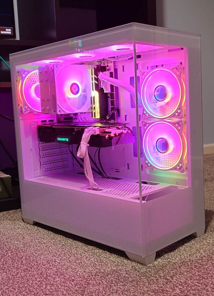 White Custom Gaming PC | RTX 2070 S 8GB | Ryzen 7 2700x | 16GB RAM | 512GB NVME SSD | Win 11 Pro