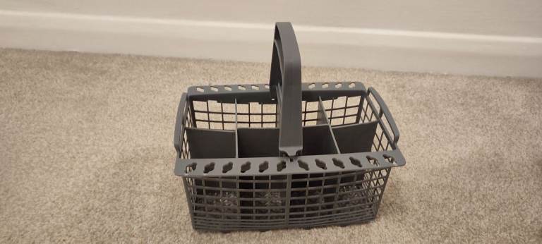 Brand New dishwasher cutlery basket for Ariston Hotpoint and Indesit 