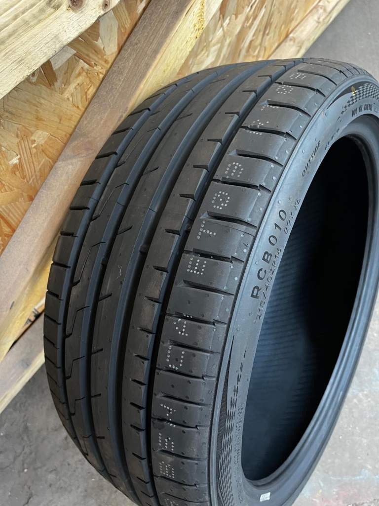 Brand new Churchill RCB010 215 40 18