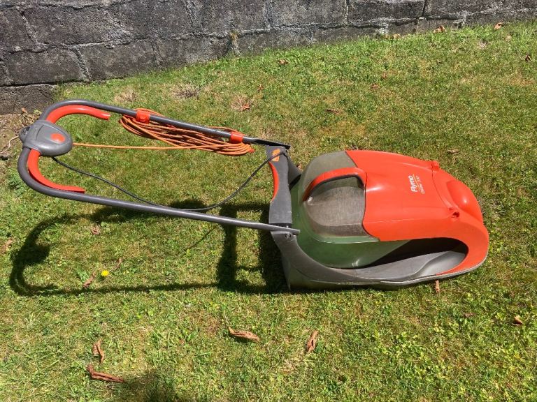 Flymo Glider 330, Electric Mower.