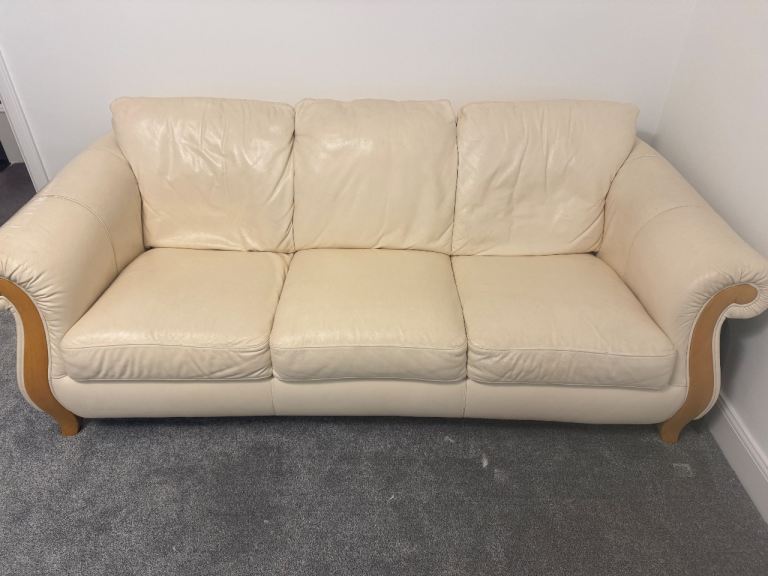 Natuzzi cream leather 3 & 2 seater