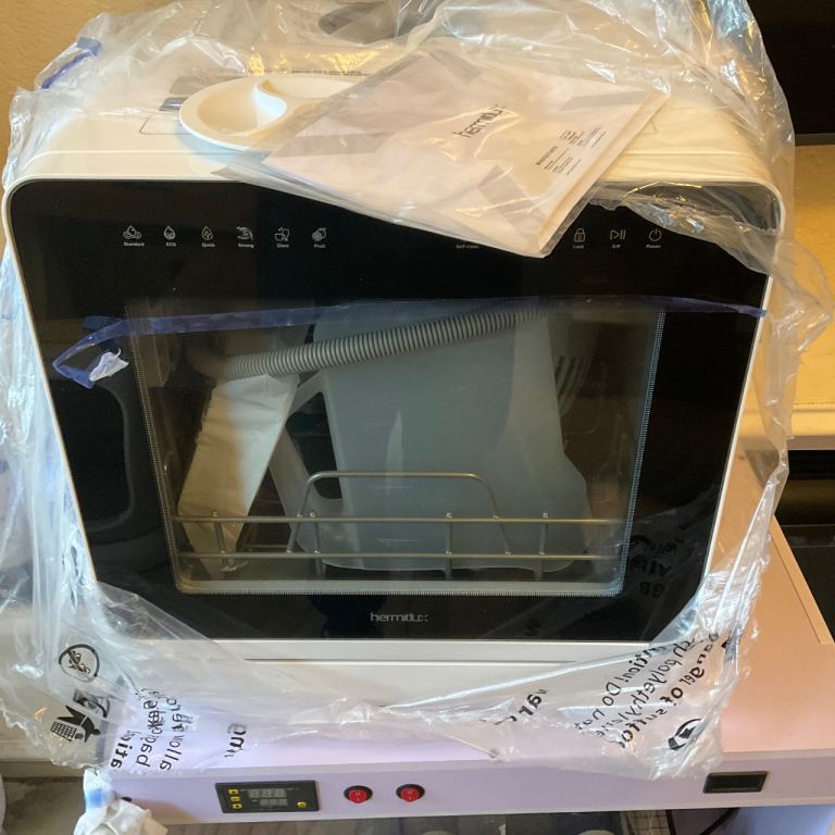 Table top dishwasher