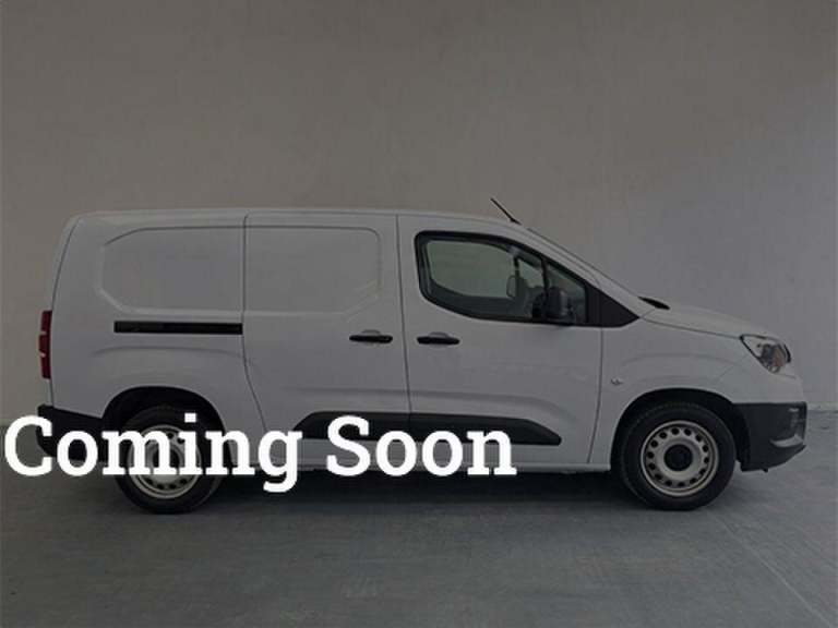 Vauxhall Combo 1.5 Turbo D 2300 Edition L2 H1 Euro 6 4dr Diesel Manual