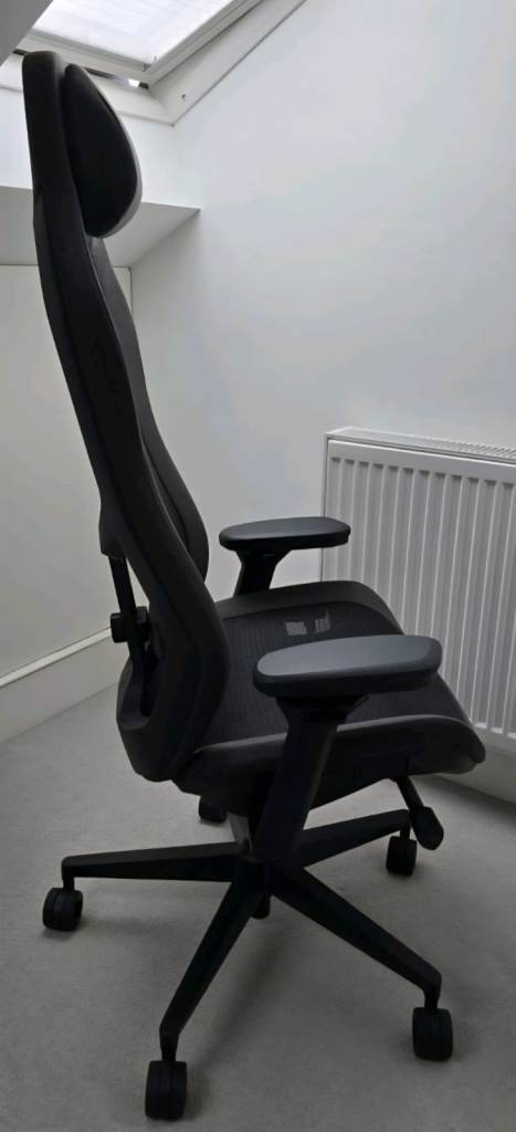 Ergonomic Chair - Fractional Design Refine (Mesh Dark, 4D Armrests, Lumbar & Height Adjestable)