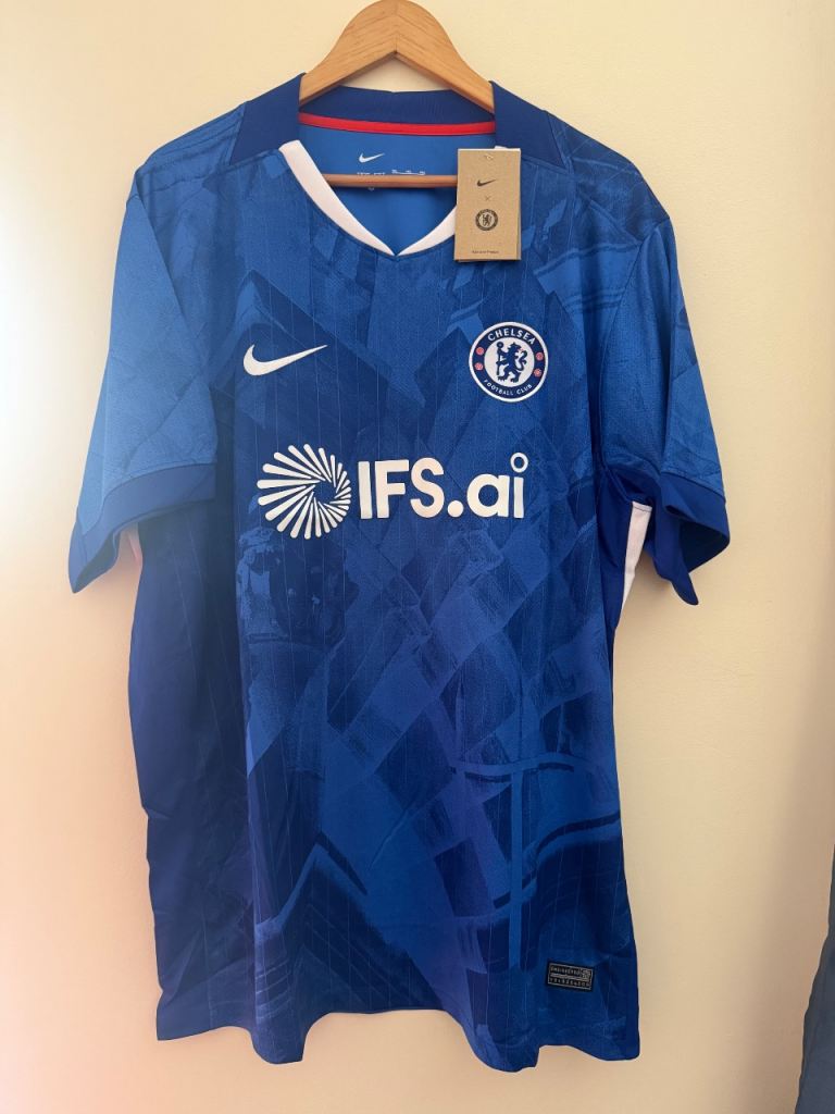 Chelsea 25/26 home shirt BNWT Nike replica 