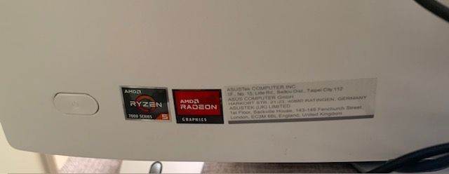 All-in-one desktop PC. 27 inch monitor. Silver and white