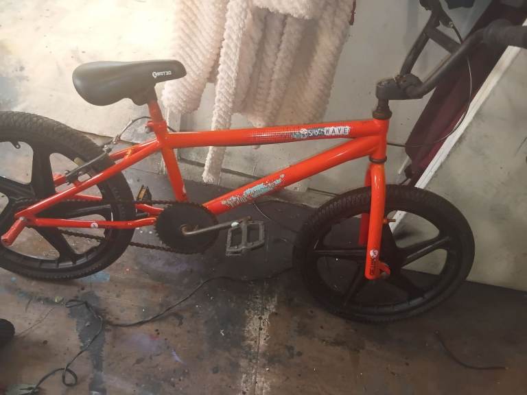 Bmx with mag wheels 