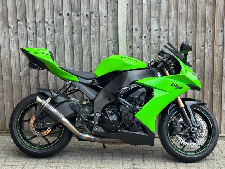 KAWASAKI NINJA ZX10R 2008 (08) SUPER SPORT + RACE FIT SYSTEM