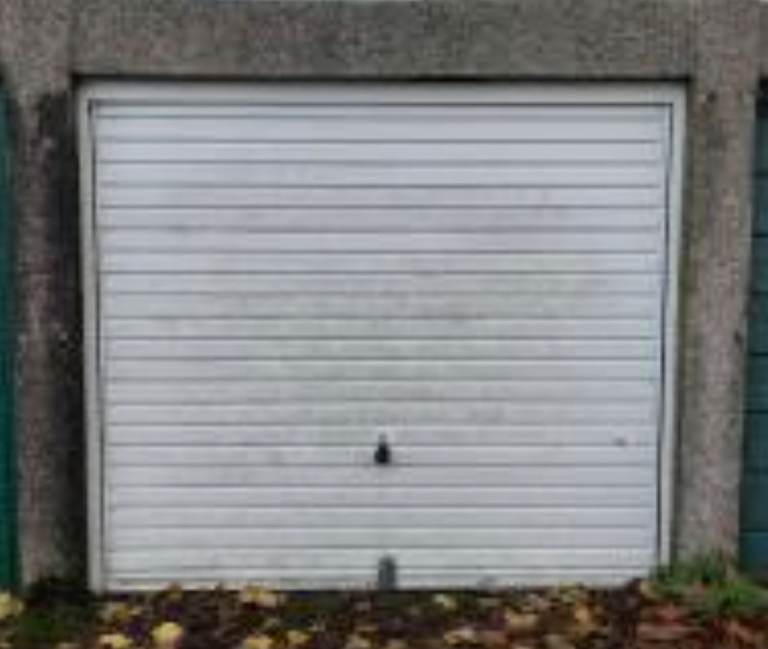 Garage to let in South Sutton 