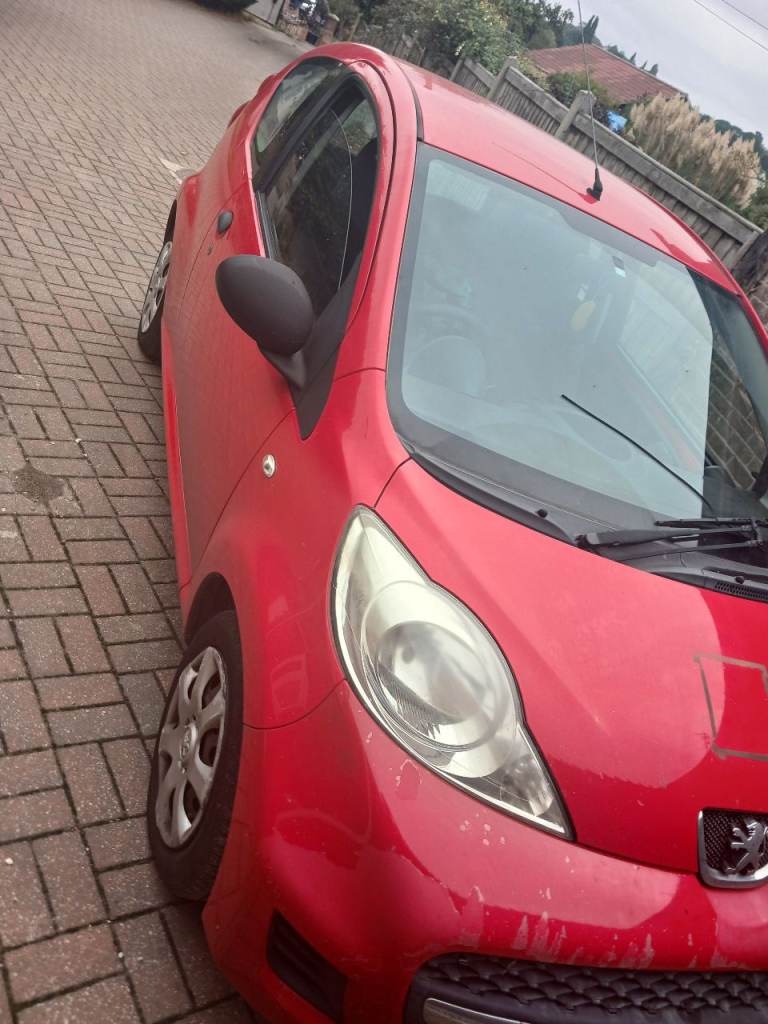 Peugeot, 107, Hatchback, 2010, Manual, 998 (cc), 3 doors