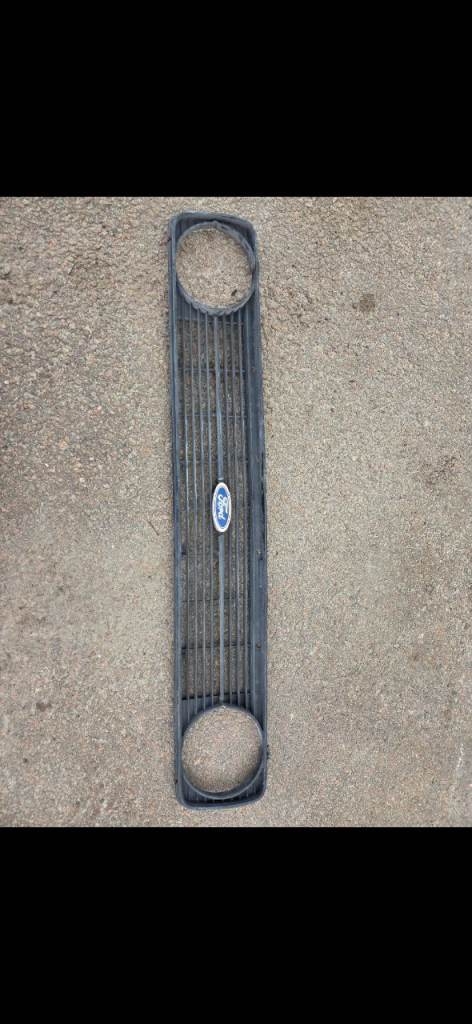 Ford Escort MK2 Grill
