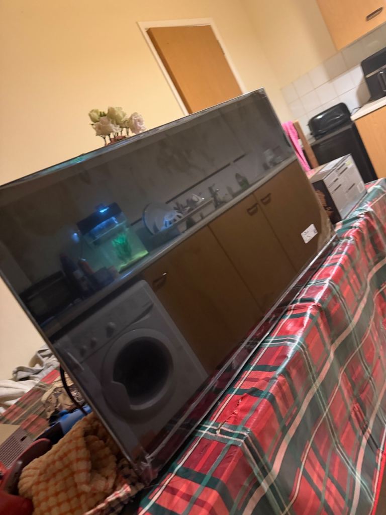 Roku TV Smart TV - As Good As New