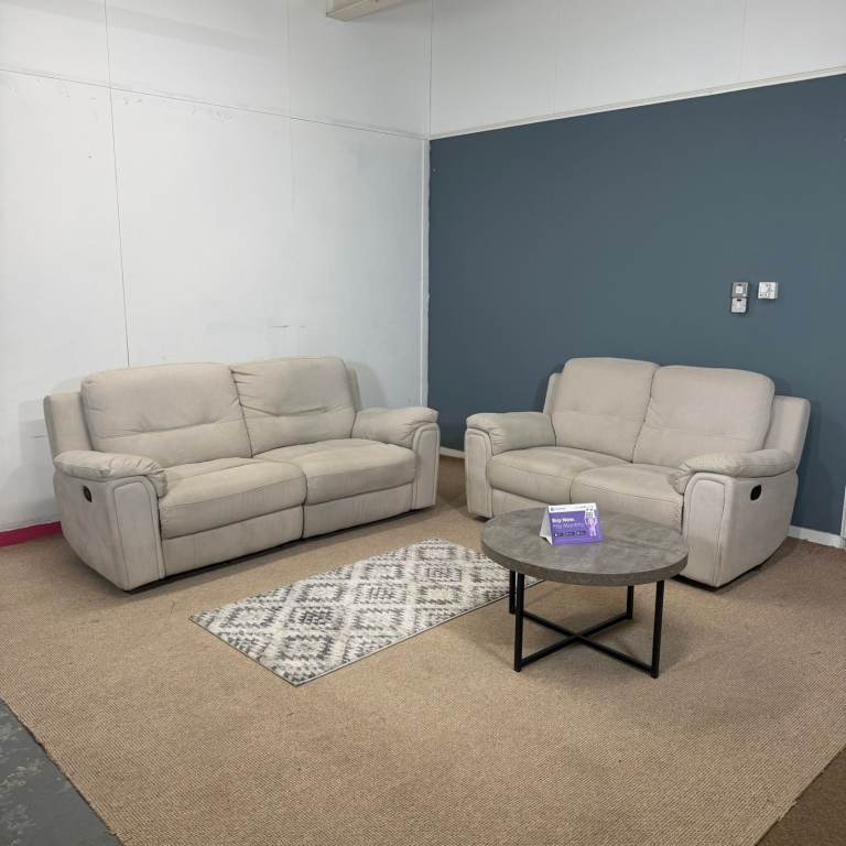🛋️ Cream Fabric 3 & 2 Recliner Set - FREE DELIVERY 🚚