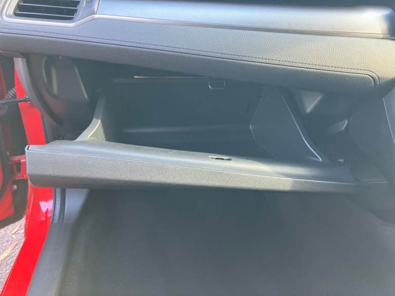 2018 Honda Civic 1.0 VTEC Turbo 126 SE 5dr Hatchback PETROL Manual