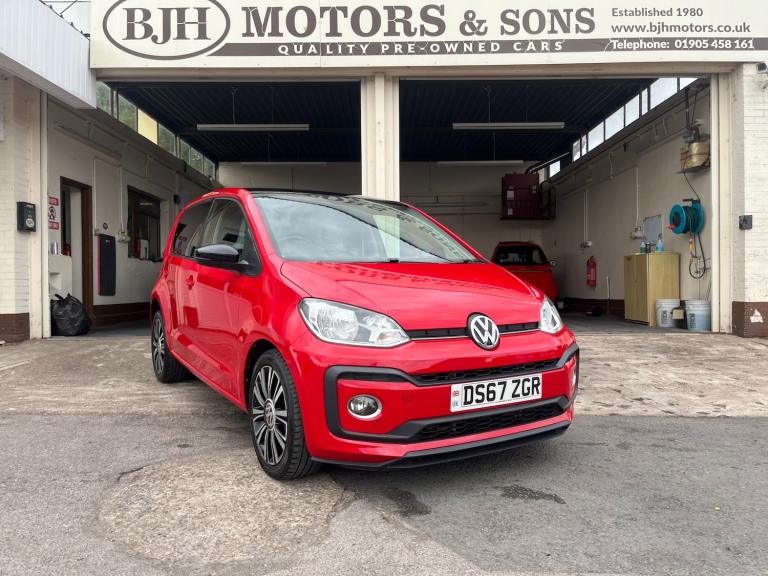 2017 Volkswagen up! VOLKSWAGEN UP 1.0 90PS High Up 5dr HATCHBACK Petrol Manual