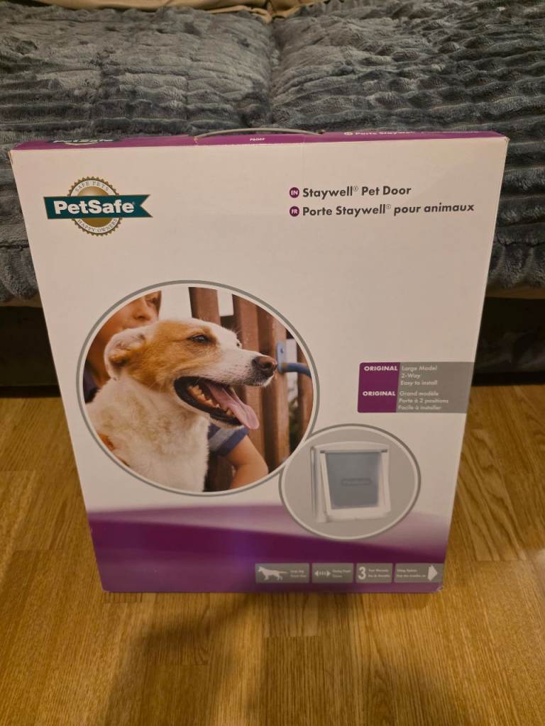 PetSafe Staywell Large 2 Way Dog Door White. New