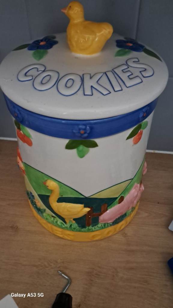 image for Vintage Rayware Cookie Jar 