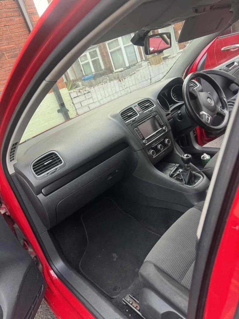 Volkswagen, GOLF, Hatchback, 2010, Manual, 1968 (cc), 5 doors