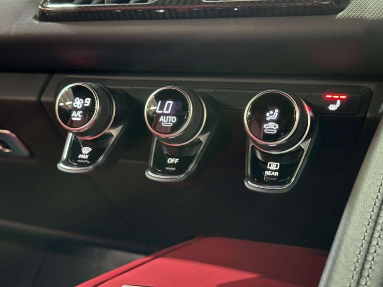 2020 Audi R8 5.2 FSI V10 Quattro Perform Carbon Bk 2dr S Tronic COUPE PETROL Automatic