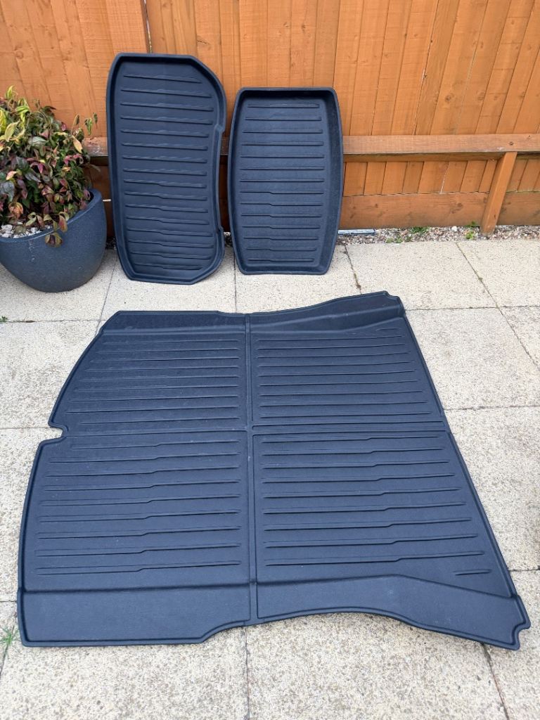 Tesla Model 3 highland liner set