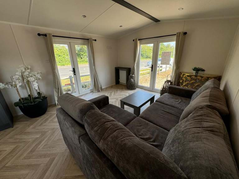 GARDEN ANNEXE STATIC CARAVAN MOBILE HOME LODGE - SHOWHOME 2025