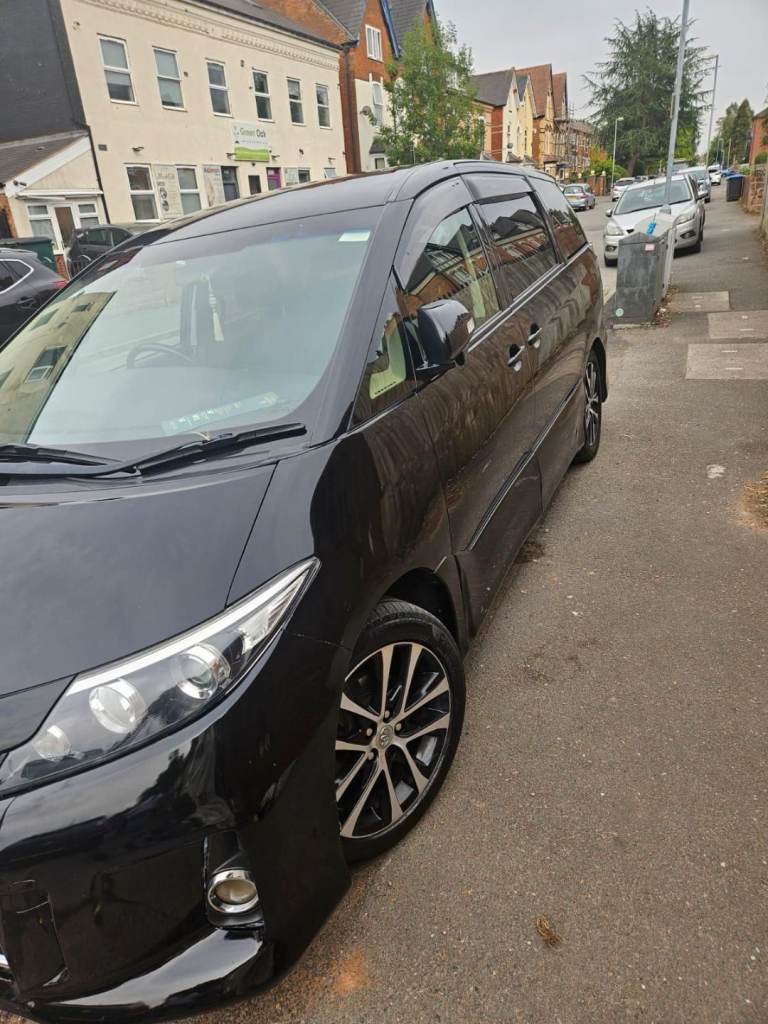 Toyota Estima Aeras LPG 2015