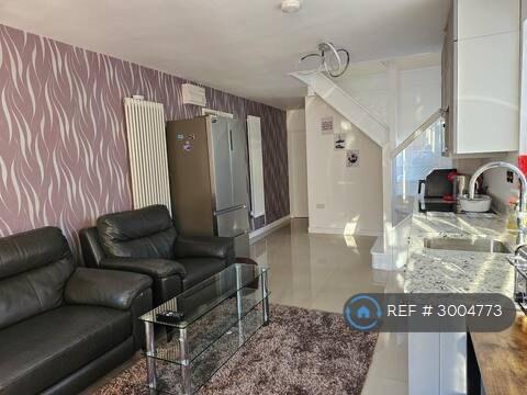 2 bedroom house in Christchurch Close, Birmingham, B15 (2 bed) (#3004773)