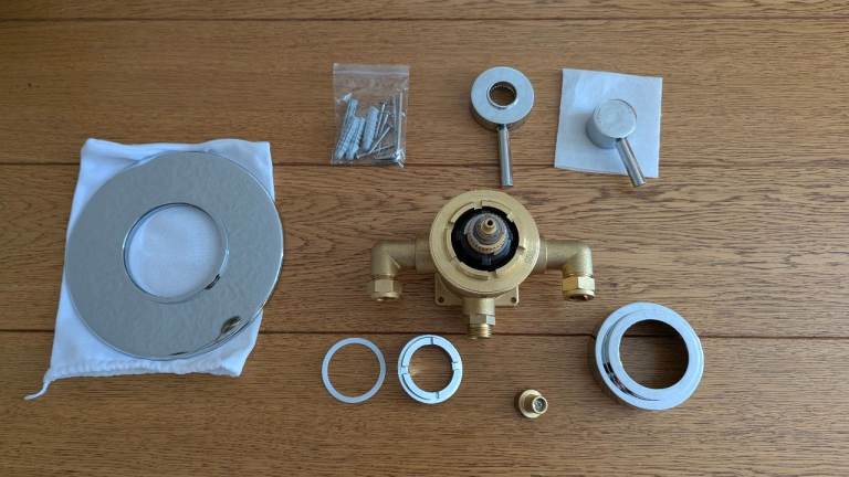 Damaged Hudson Reed Dual Concealed Thermostatic Shower Valve Chrome JTY025 Read Description