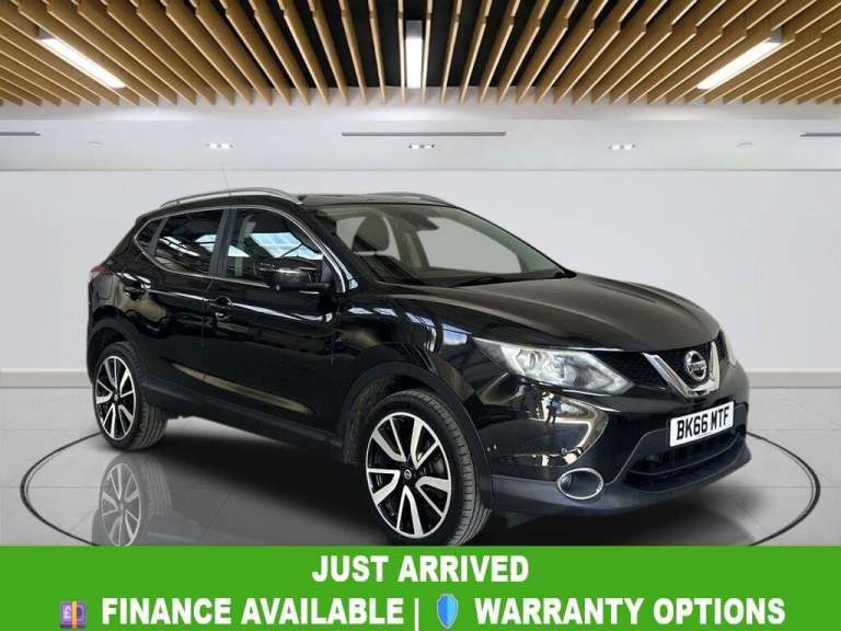 2016 Nissan Qashqai 1.6 DIG-T Tekna SUV 5dr Petrol Manual 2WD Euro 6 (s/s) (163 ps) HATCHBACK Pet...