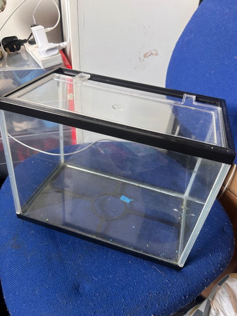 Small Aquarium Fish Tank with Lid