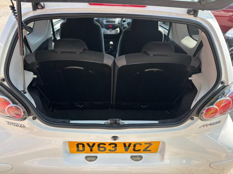 2013 Toyota AYGO 1.0 VVT-i Mode 3dr HATCHBACK Petrol Manual