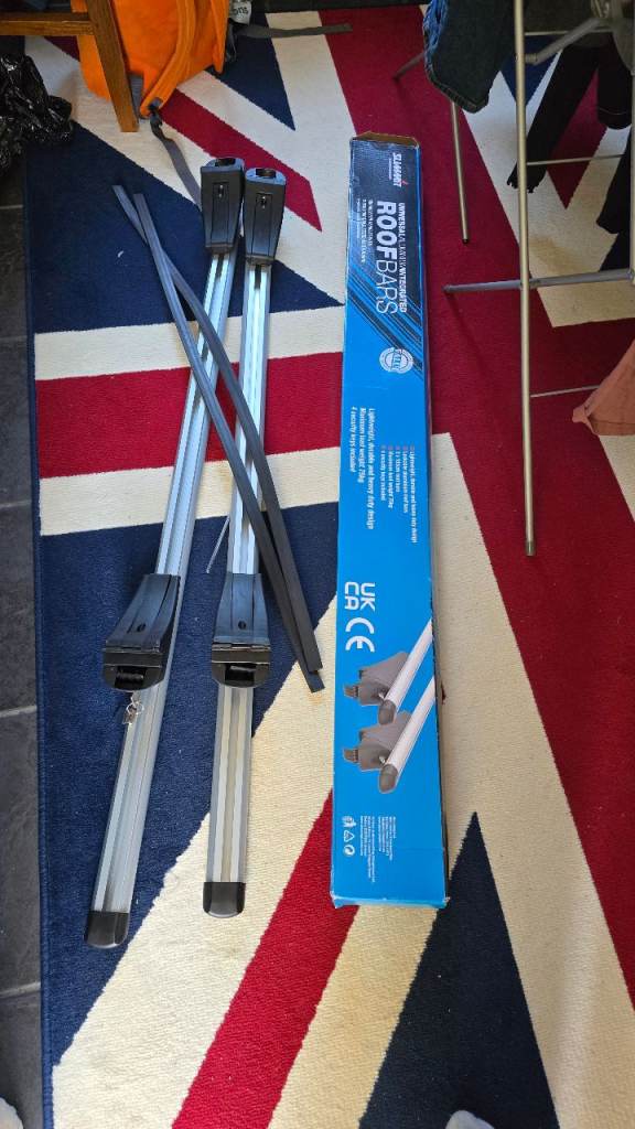 Car Roof bars - For closed roof rails only!