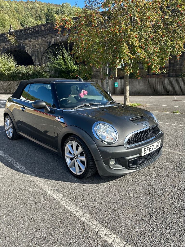 Mini, CONVERTIBLE, Convertible, 2012, Manual, 1995 (cc), 2 doors