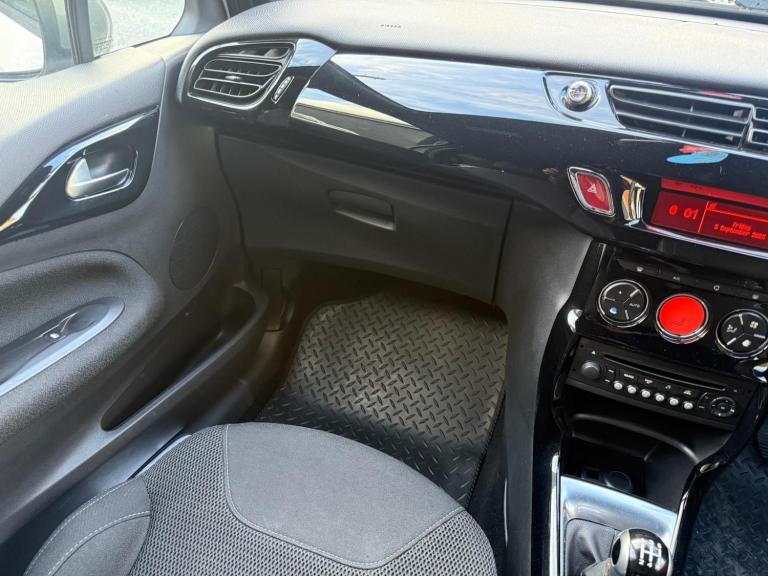 2014 Citroen DS3 1.6 VTi 16V DStyle Plus 3dr HATCHBACK Petrol Manual