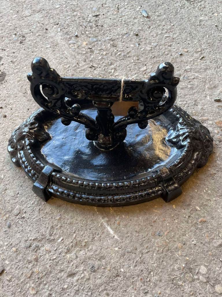 Ref 3 : Reclaimed Cast Iron Authentic Boot Scraper