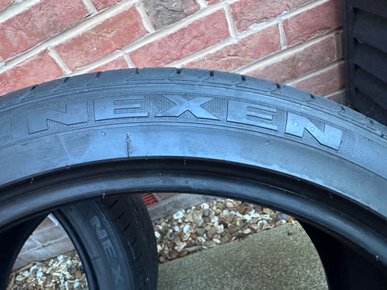 245/40r19 TYRES like NEW 7mm  245/40ZR19 98Y