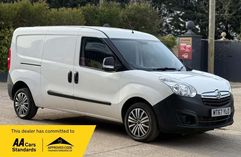 2017 Vauxhall Combo 1.3 CDTi 2300 16v FWD L2 H1 3dr Diesel