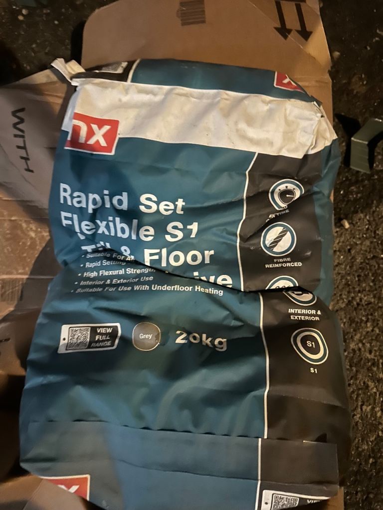 All tiles adhesive tiling material flexi