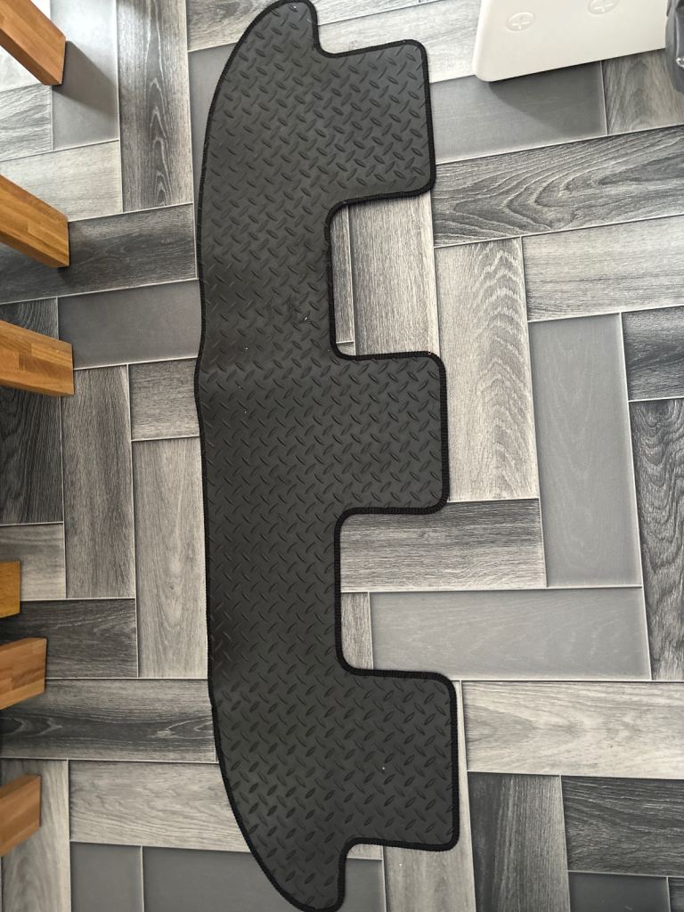 Sharan rear mat 
