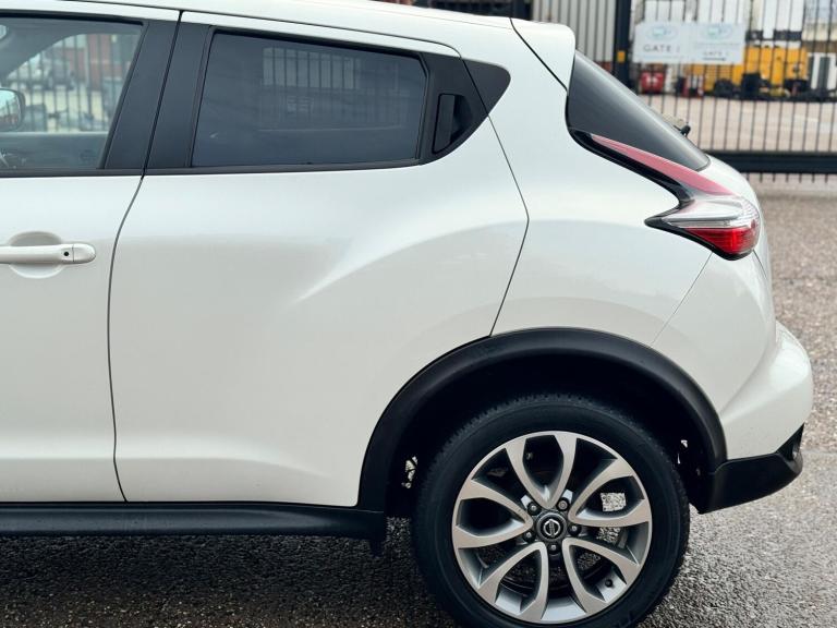 2018 Nissan Juke 1.6 [112] Tekna 5dr [Bose] HATCHBACK PETROL Manual