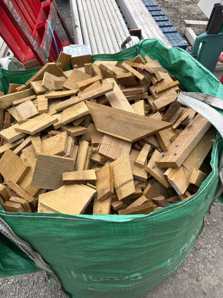 FREE Timber off cuts various size approx 150mm long