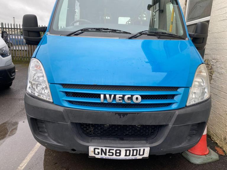  Iveco Daily IRIS MINIBUS 3.5T MWB HIGH ROOF 30cc Diesel Manual