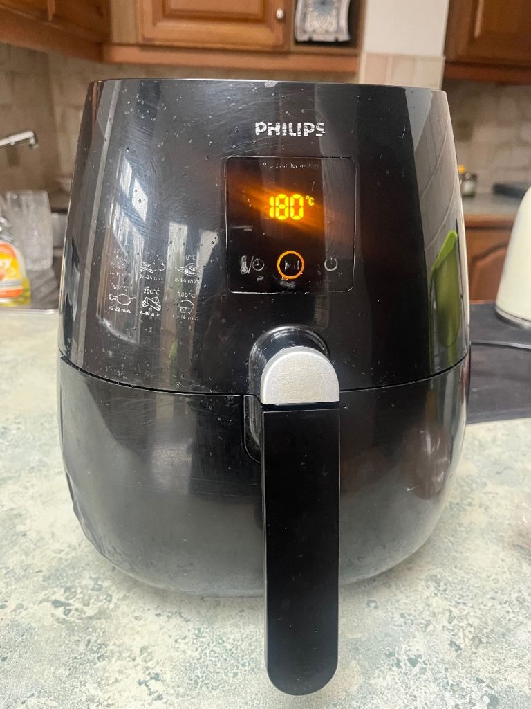 Air fryer in good working condition 
