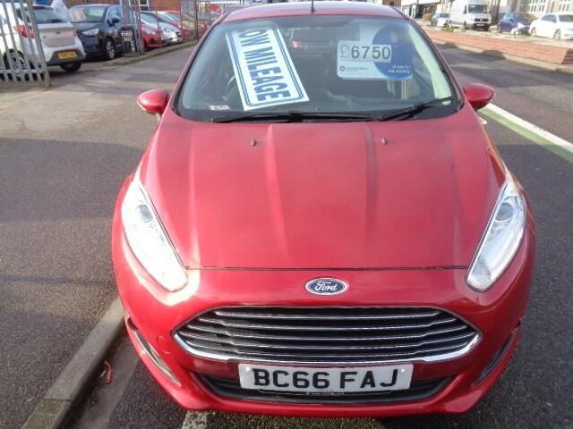 2016 Ford Fiesta 1.25 82 Zetec 5dr LOW Mileage HATCHBACK Petrol Manual