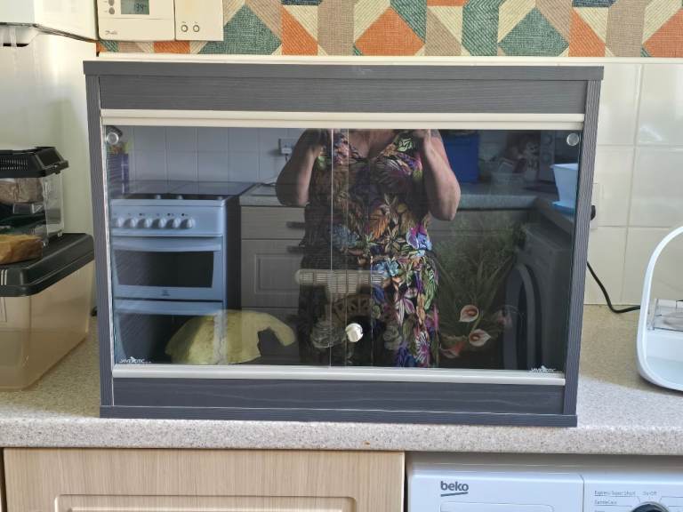 Vivarium & Equipment